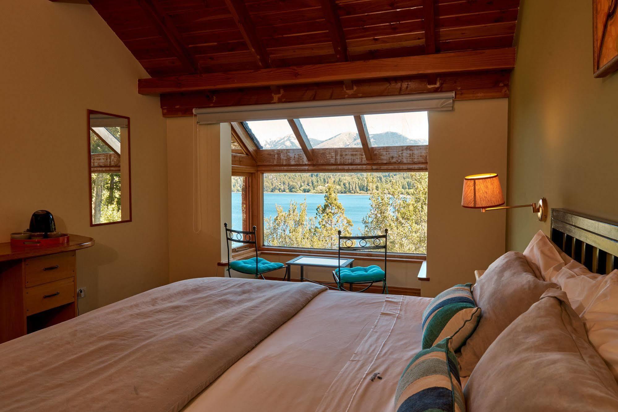 Peninsula Petit Hotel San Carlos de Bariloche Eksteriør billede