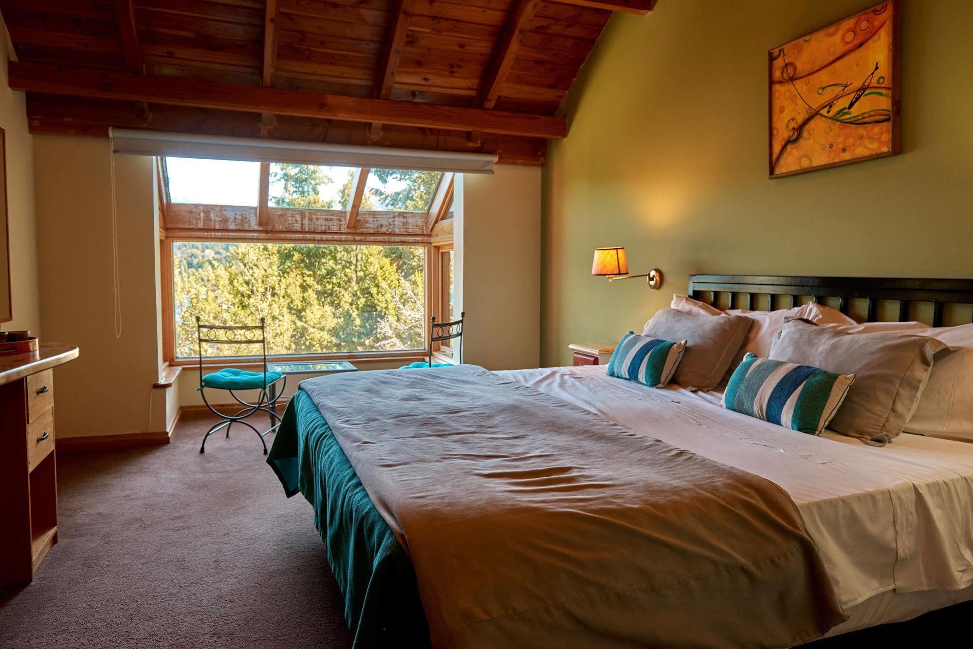 Peninsula Petit Hotel San Carlos de Bariloche Eksteriør billede